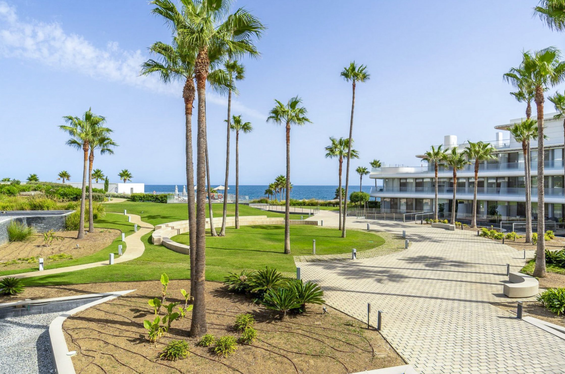 Beachfront Apartment with Sea Views in The Edge, Estepona