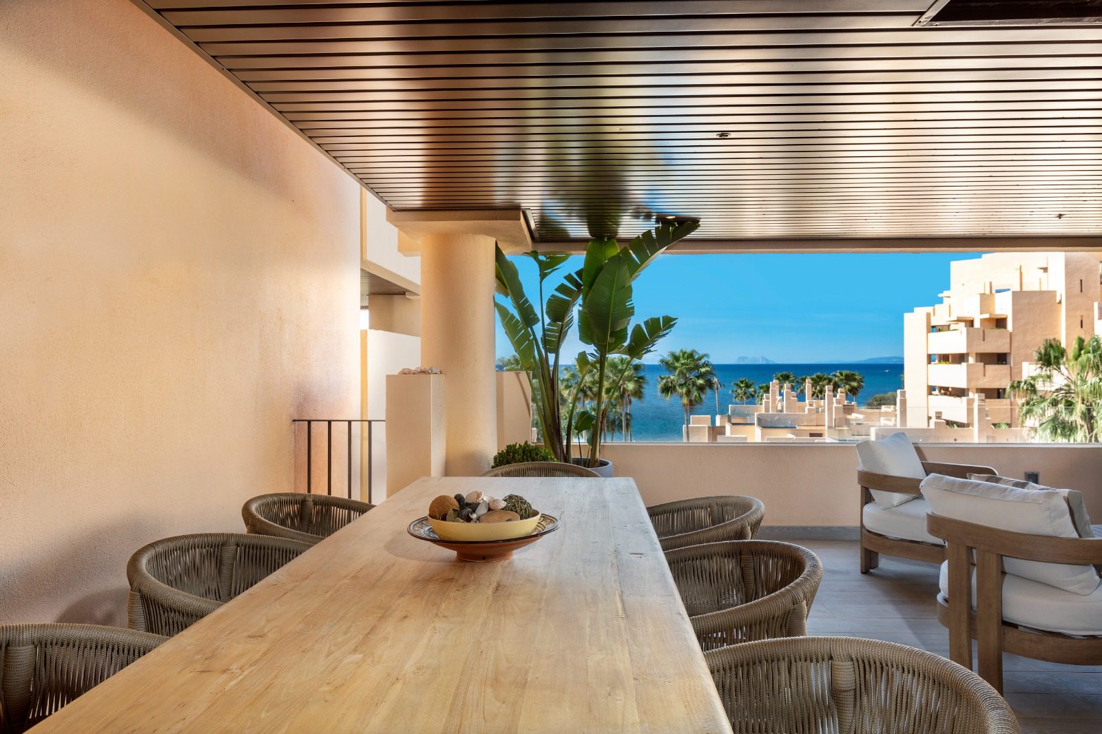 Beachfront Apartment in Bahía de la Plata, Estepona